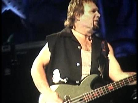 le bassiste